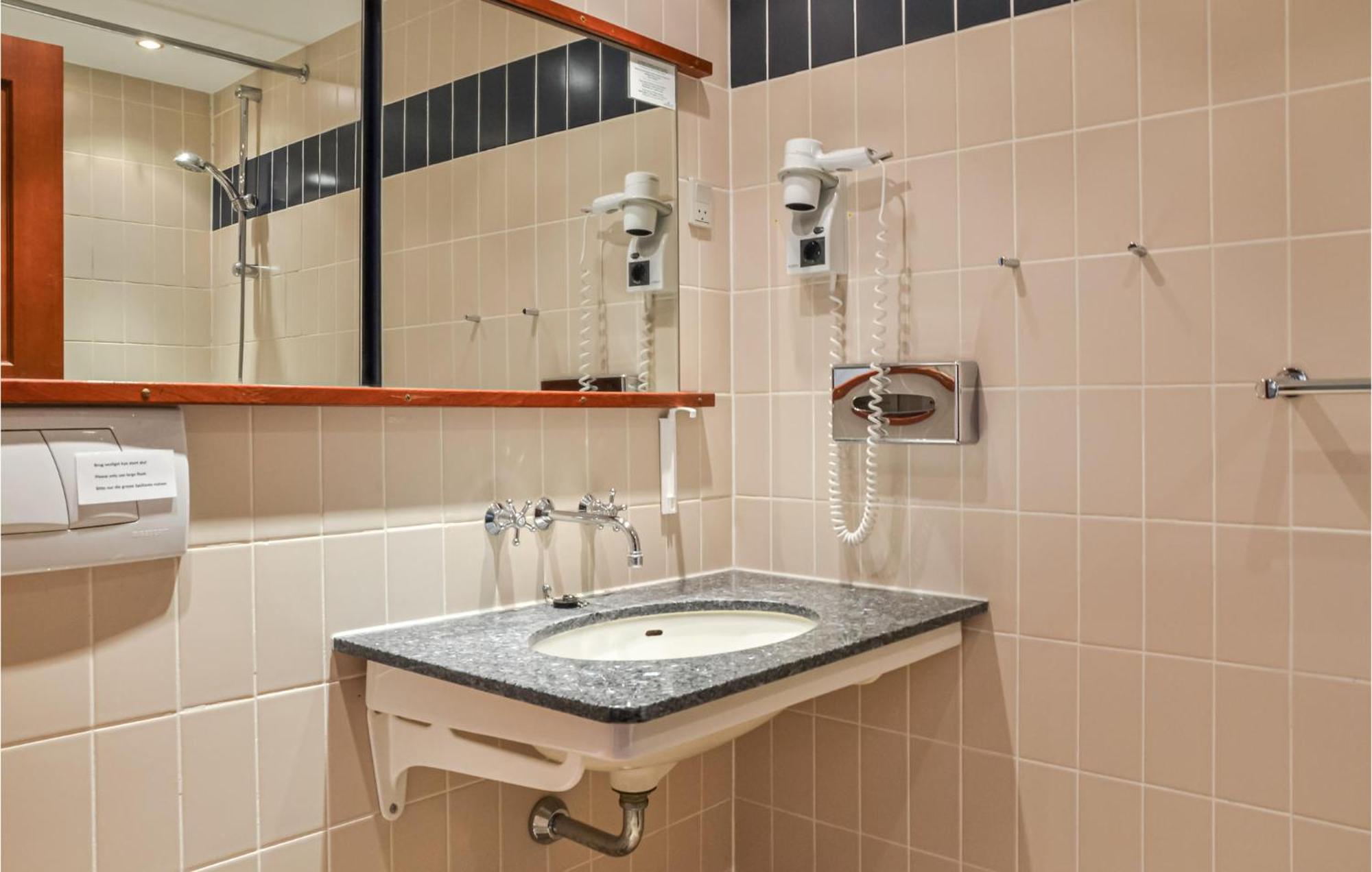 Nice Apartment In Helsingor With Wifi Luaran gambar